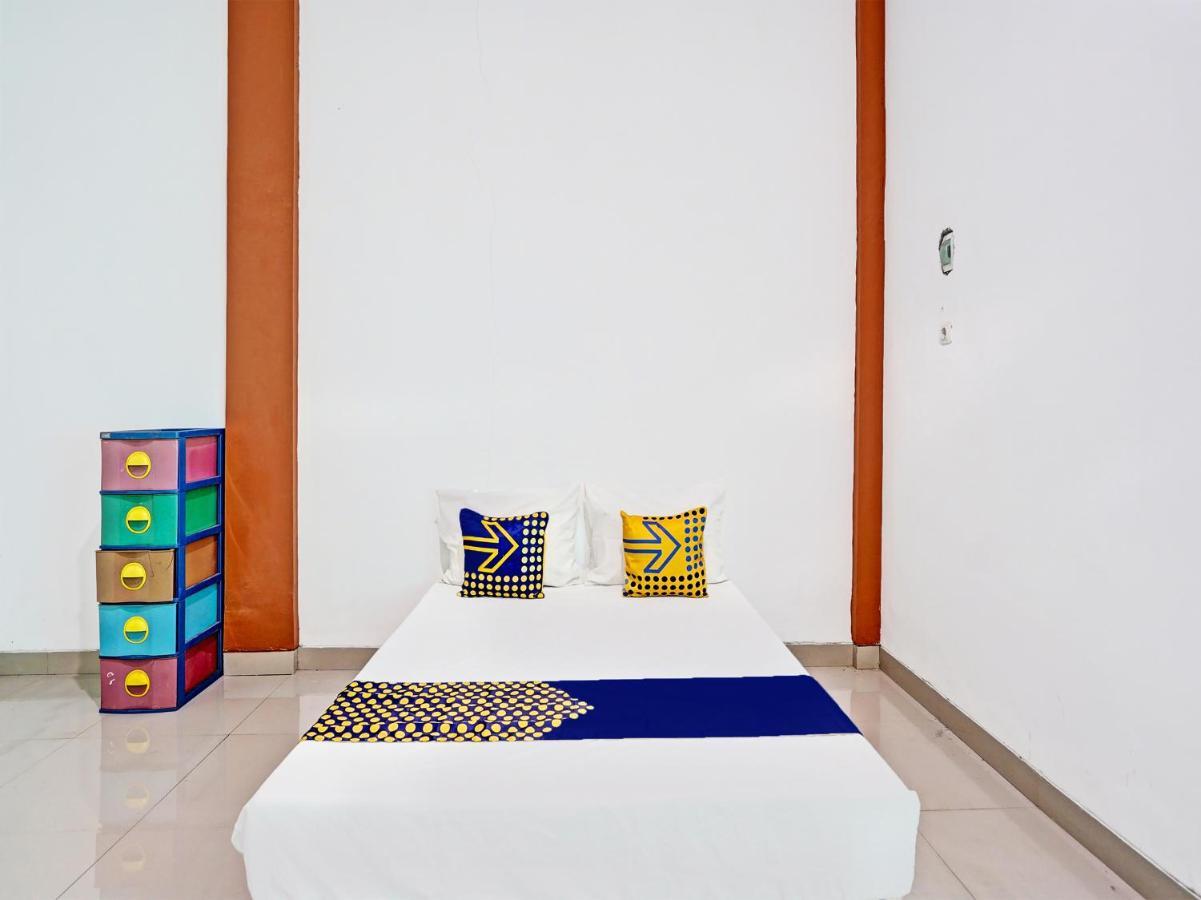Oyo 92006 Kost Sejahtera Syariah Hotel ซิโดอาร์โจ ภายนอก รูปภาพ