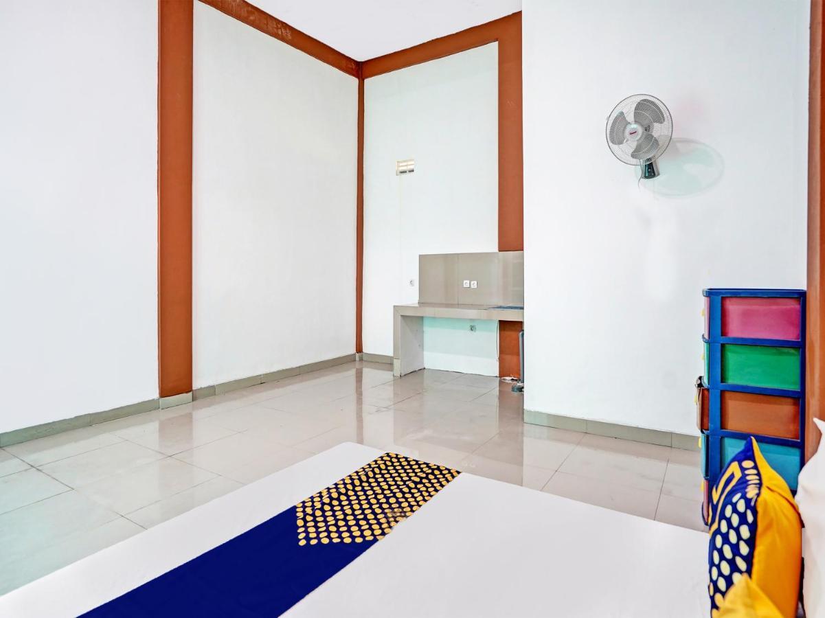 Oyo 92006 Kost Sejahtera Syariah Hotel ซิโดอาร์โจ ภายนอก รูปภาพ