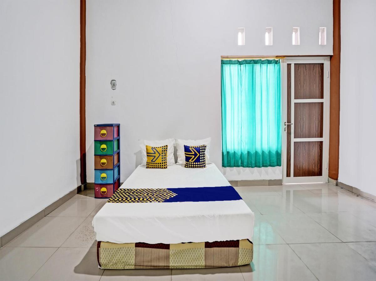 Oyo 92006 Kost Sejahtera Syariah Hotel ซิโดอาร์โจ ภายนอก รูปภาพ
