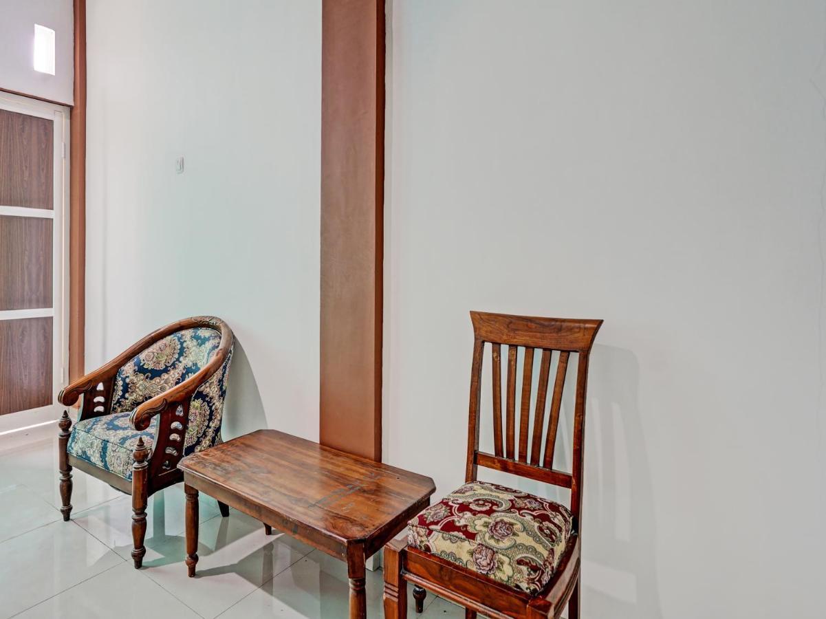 Oyo 92006 Kost Sejahtera Syariah Hotel ซิโดอาร์โจ ภายนอก รูปภาพ