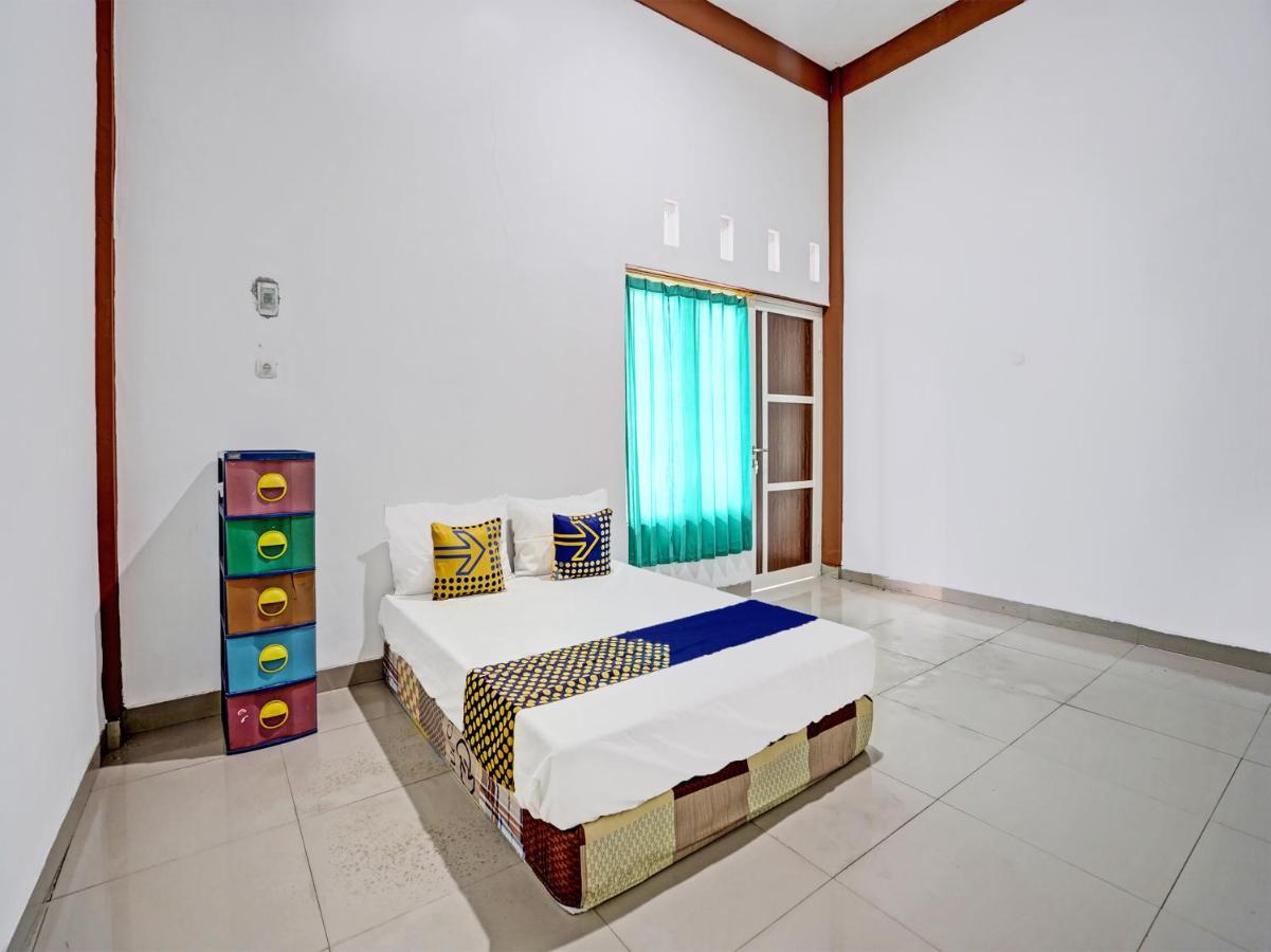 Oyo 92006 Kost Sejahtera Syariah Hotel ซิโดอาร์โจ ภายนอก รูปภาพ